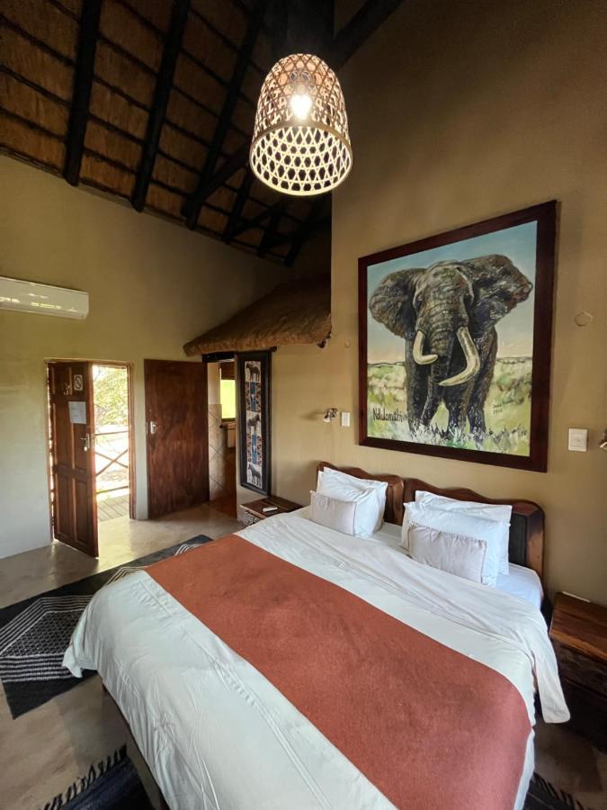 Crocodile Kruger Safari Lodge Marloth Park Ngoại thất bức ảnh