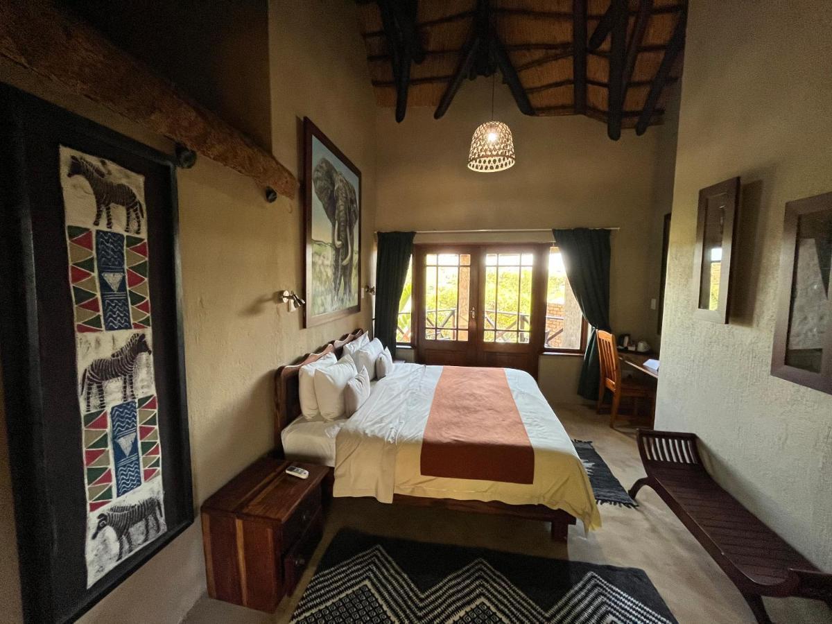 Crocodile Kruger Safari Lodge Marloth Park Ngoại thất bức ảnh