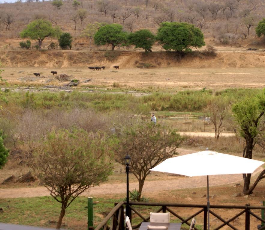 Crocodile Kruger Safari Lodge Marloth Park Ngoại thất bức ảnh