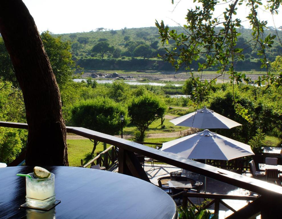 Crocodile Kruger Safari Lodge Marloth Park Ngoại thất bức ảnh