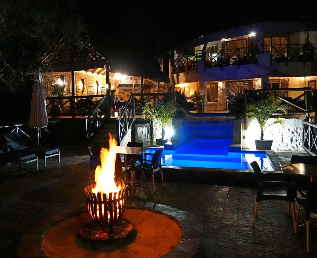 Crocodile Kruger Safari Lodge Marloth Park Ngoại thất bức ảnh